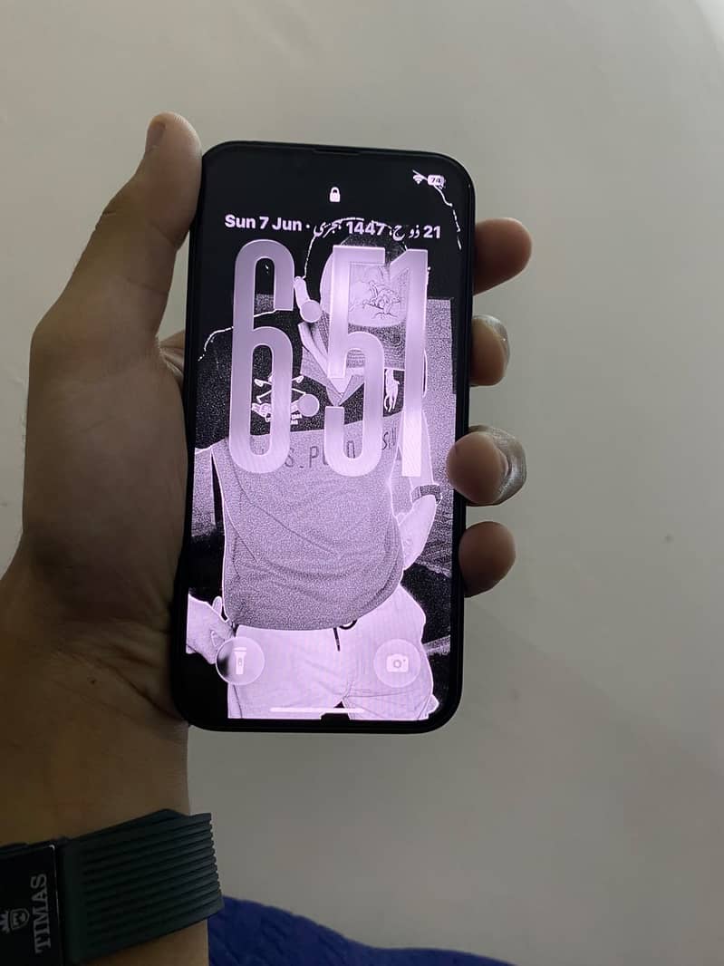 Apple iPhone 14 3