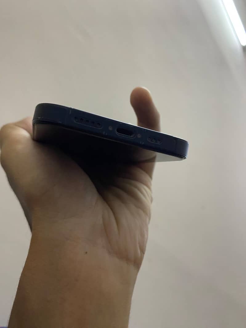 Apple iPhone 14 5