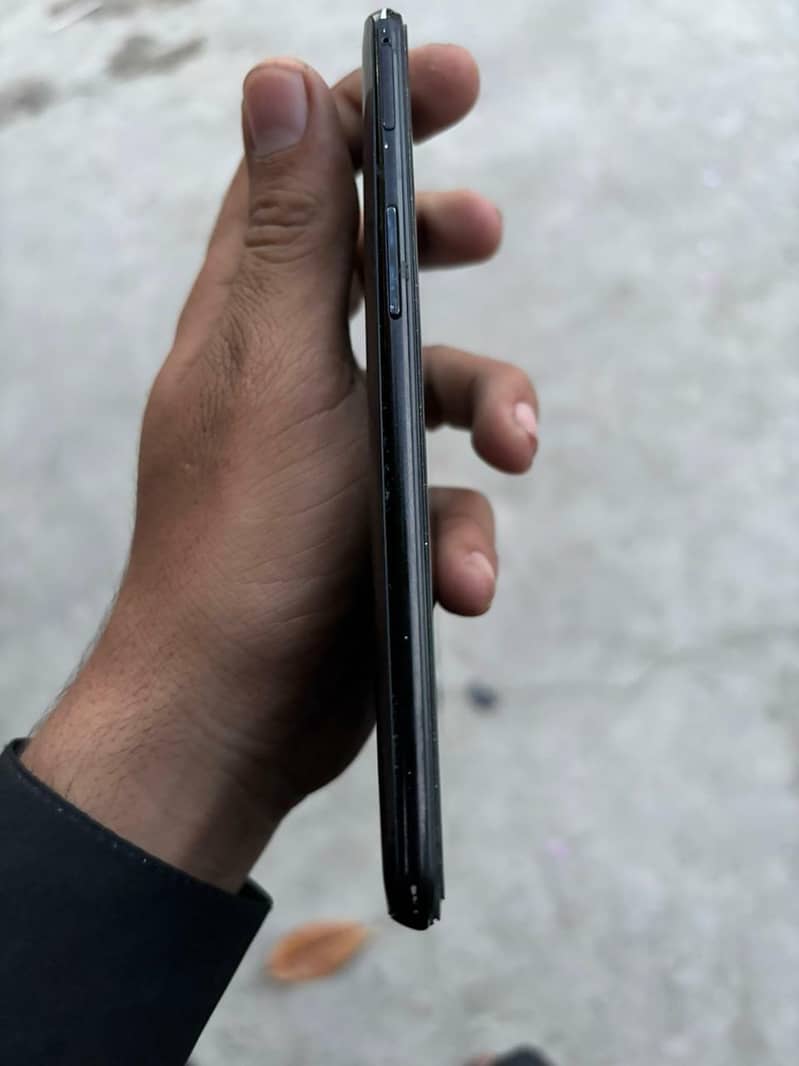 One Plus 6T 4