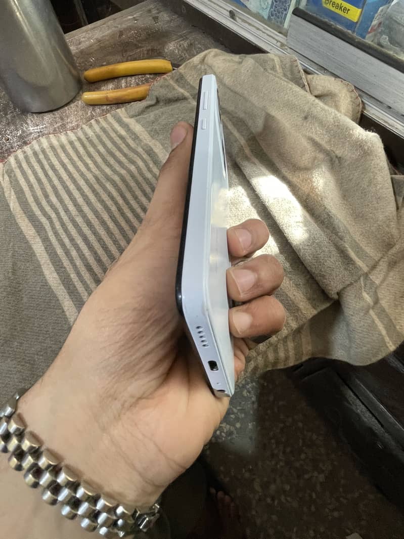 Itel A50C 4