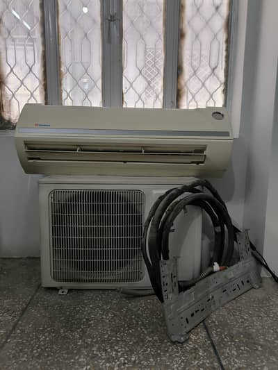 Dawlance 1.5 ton AC