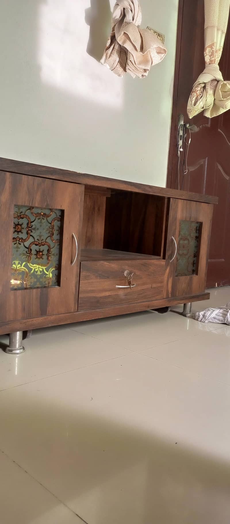 TV console 3