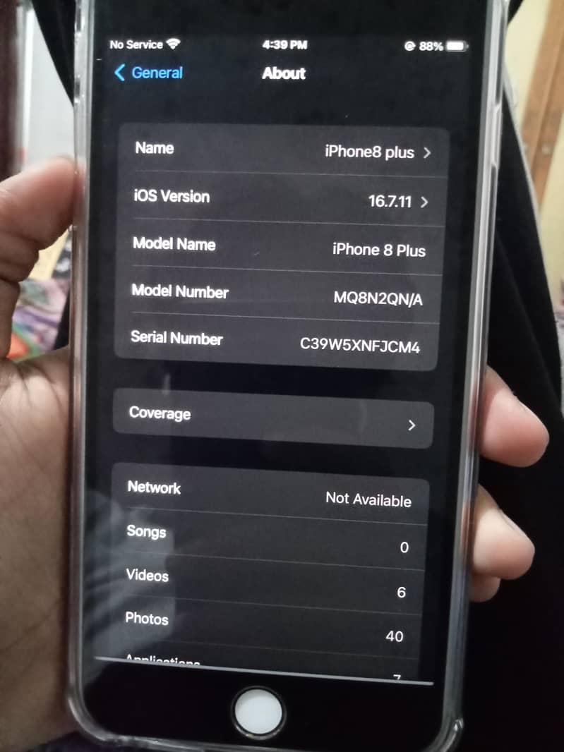Apple iPhone 8 Plus 3