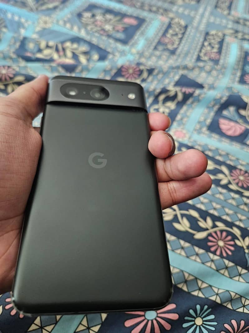 Google Pixel 8 5