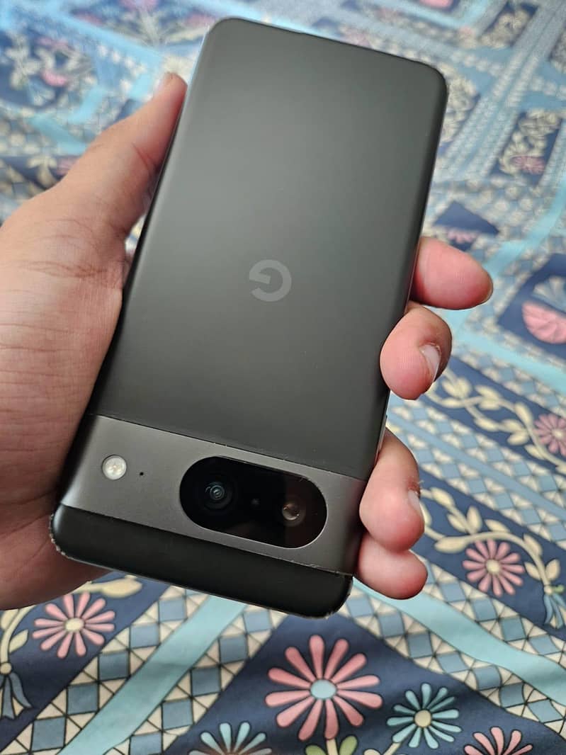 Google Pixel 8 7
