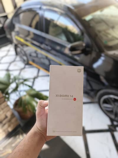 Xiaomi 14 ( 10/10 Condition) 16GB RAM 512GB Storage Snapdragon 8 Gen 3