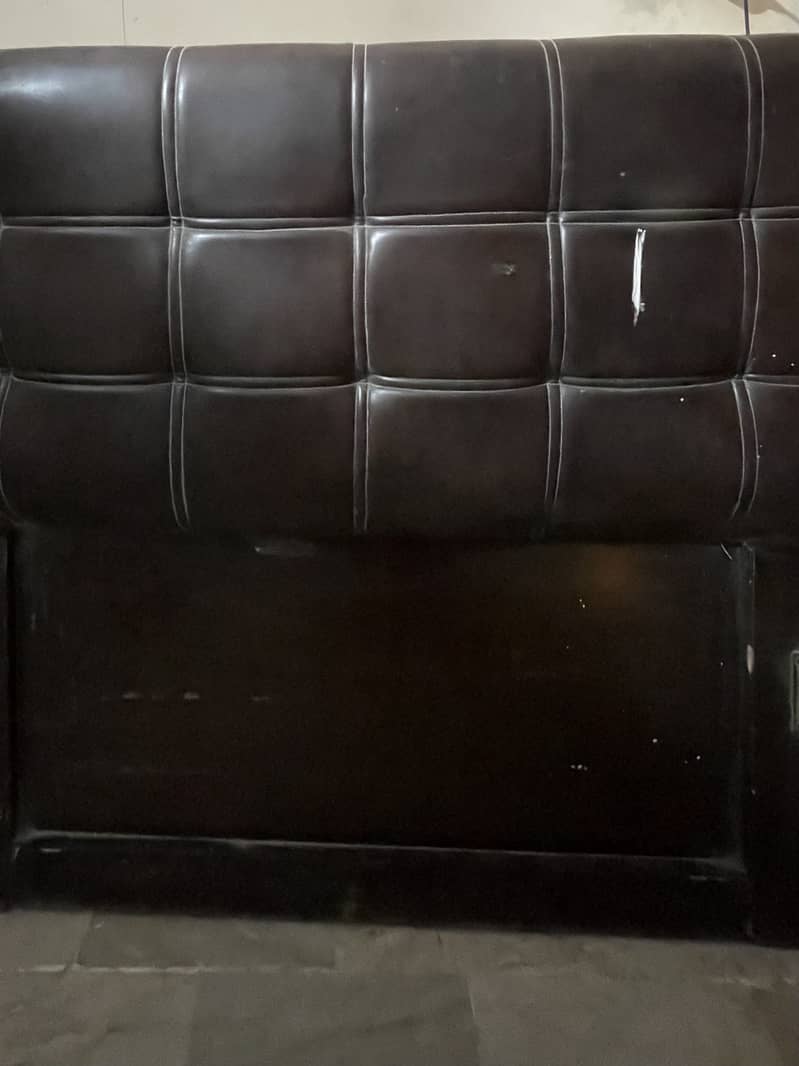 Without mattress 0