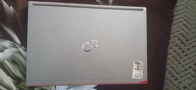 I5,6th Generation laptop for sale . Fujistu brand