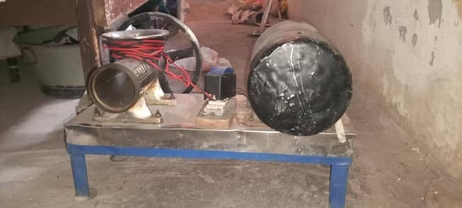 Meat mincer machine for sale in good condition