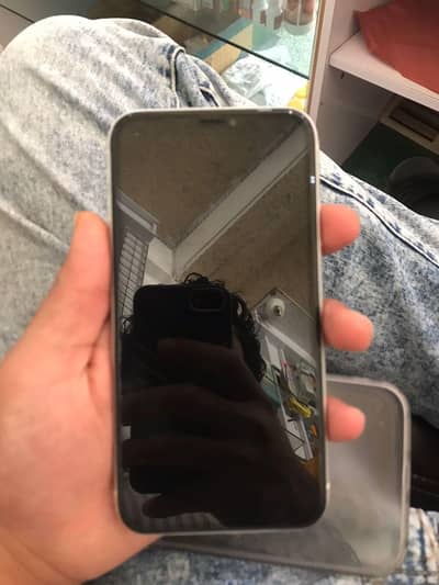 Apple iPhone XR