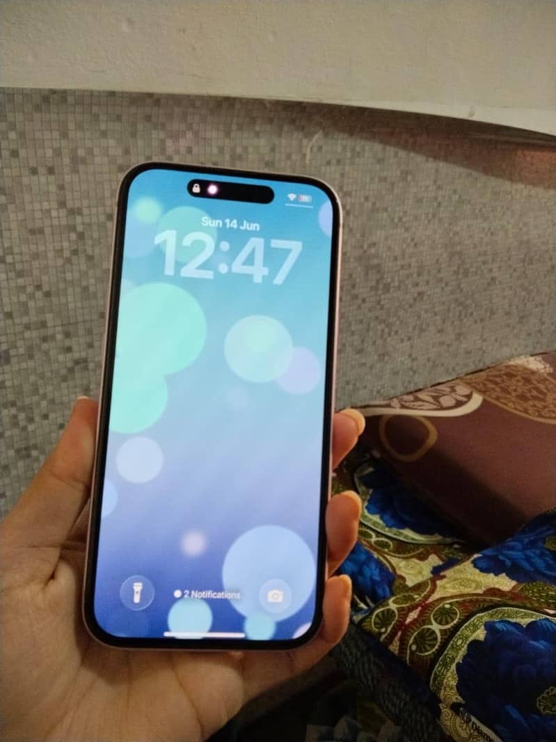 Apple iPhone 15 1