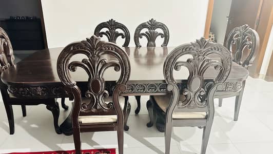 Classic Wooden Dining Table in Excellent Condition