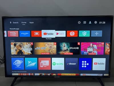 Selling TCL Android 40” LCD TV