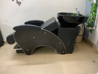 Wash basin