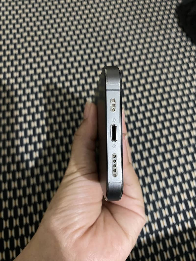 Apple iPhone 13 Pro 1
