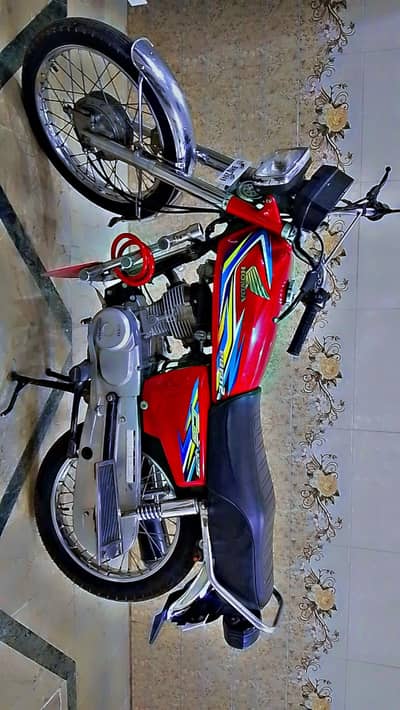 HondaCG 125 (2018) – Mint Condition | Single Hand Drivehonn