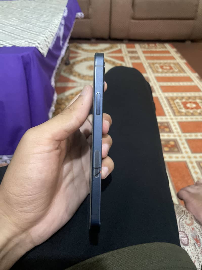 Apple iPhone 12 6