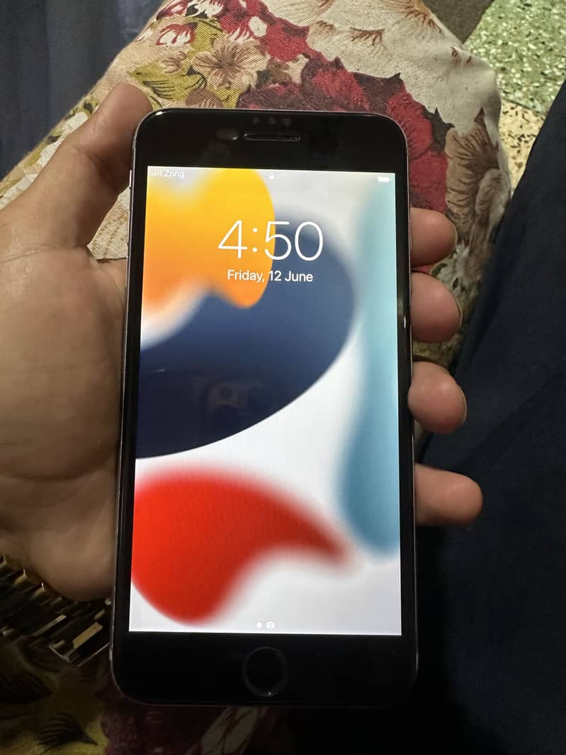 Apple iPhone 6S Plus 3