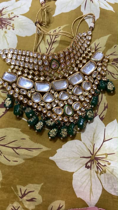 Real kundan set