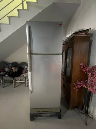 Fridge for sale urgent