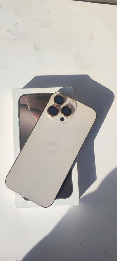Apple iPhone 16 Pro Max