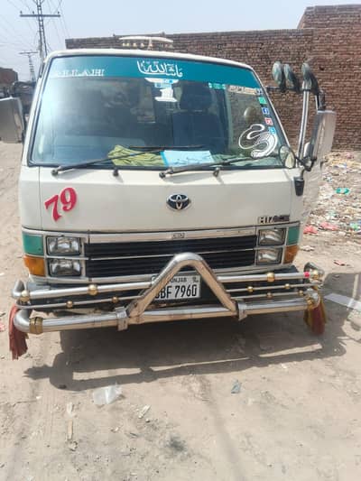 Toyota hiace 89 modal 99 kota urgent sell