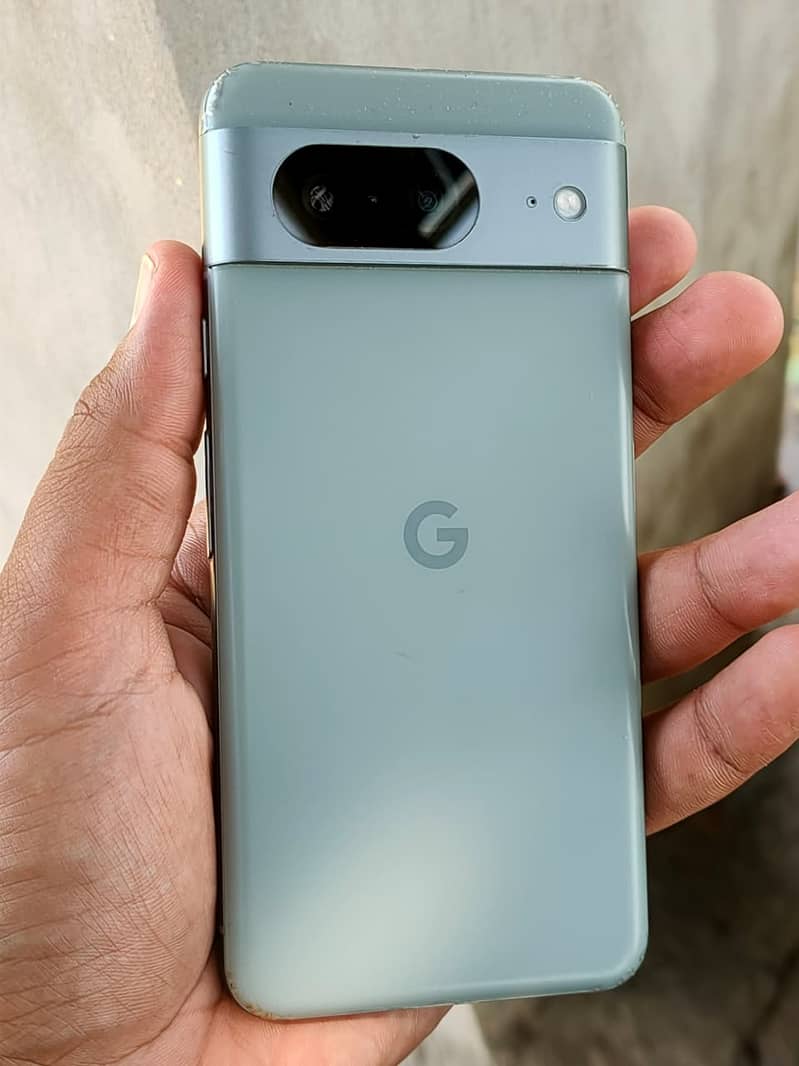Google Pixel 8 5