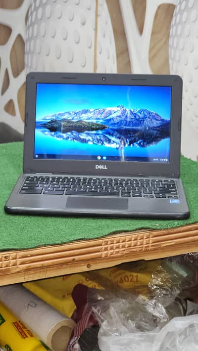 Dell latitude 3100 4gb ram 256gb Touch screen