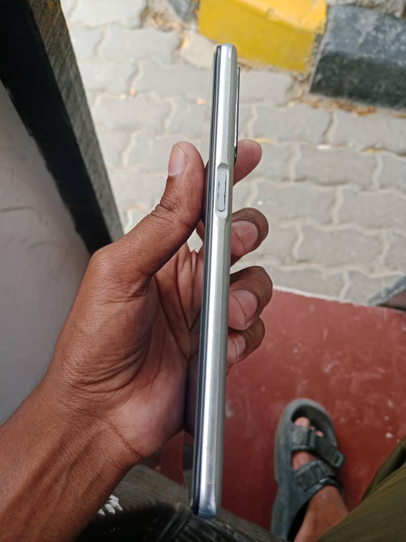 OPPO A16 1