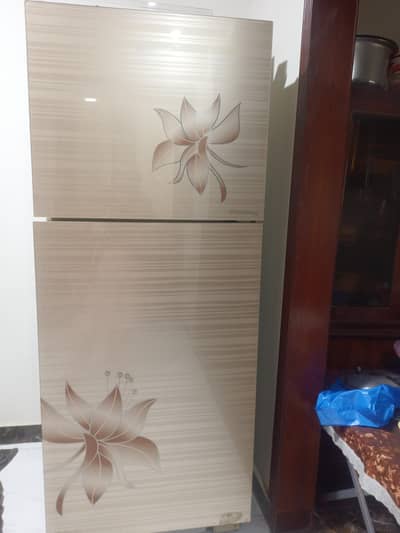 Kenwood full size fridge