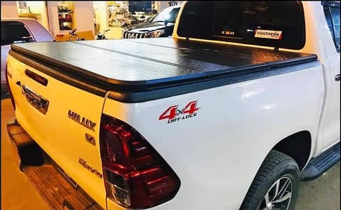 Toyota Hilux Revo Trunk Shutter Lid Cover