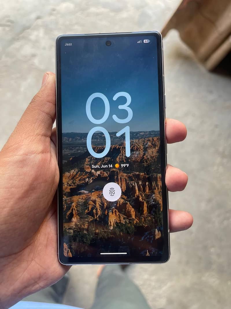 Google Pixel 7a 1