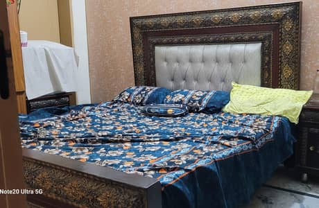 One king bed with master molty comfort 6 inches thickness