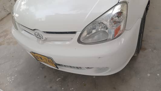 Toyota Platz 2004