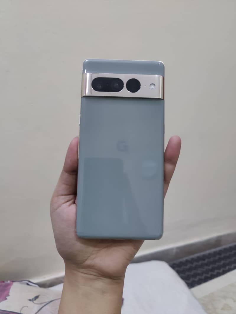 Google Pixel 7 Pro 2