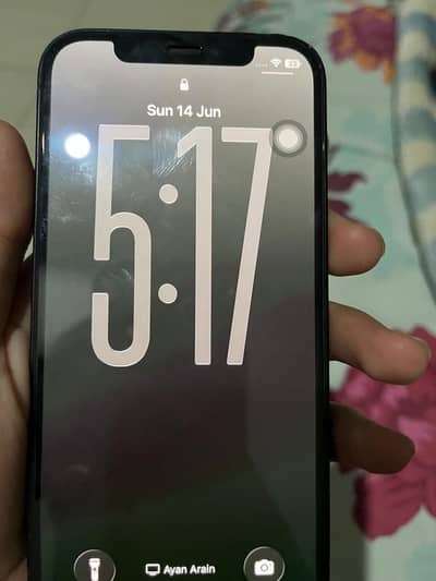 Apple iPhone 12