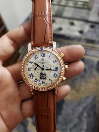 Automatic watches and quartz chronograph watches available