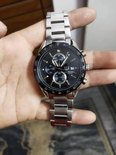 Automatic watches and quartz chronograph watches available