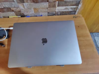 MAc Book Pro 2019