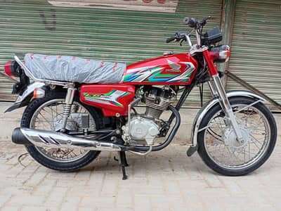 Honda CG-125cc. . . {2023} 8th Month Karachi Number. . . . . 0327/8226048