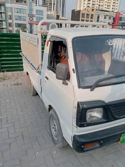 Suzuki Ravi 1982