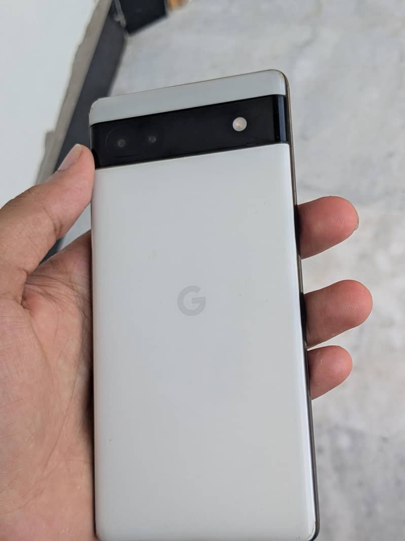 Google Pixel 6a 1