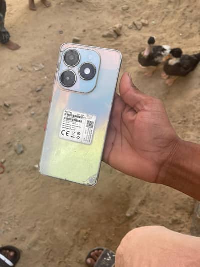 Tecno Spark 20 8 gb 256
