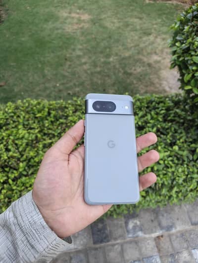 Google pixel 8