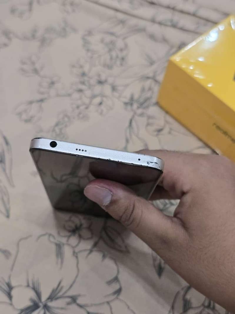 Realme 13 Plus 2