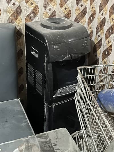 Water dispenser
