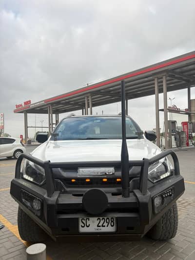 Isuzu D-Max V-Cross 2020