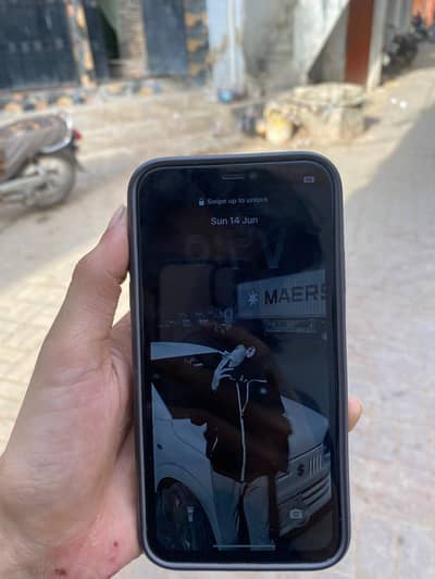 Apple iPhone 11