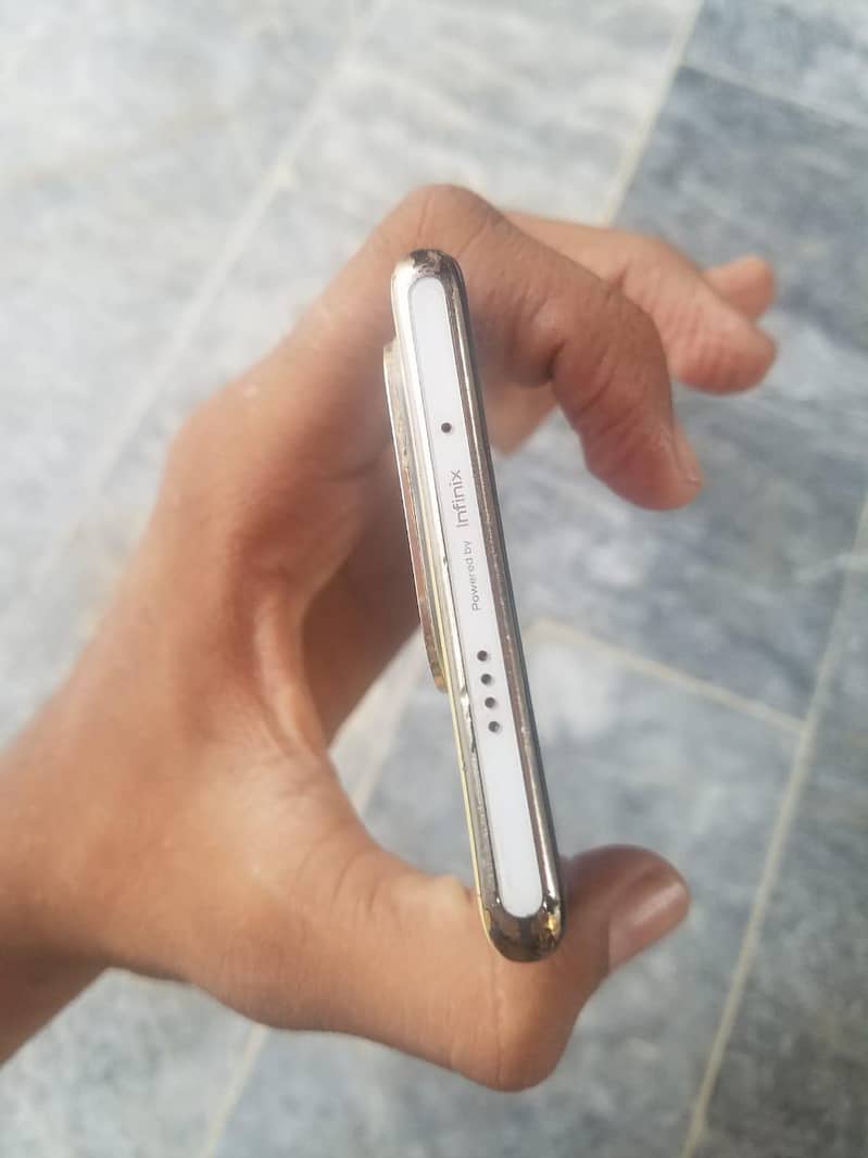 Infinix Zero 30 3