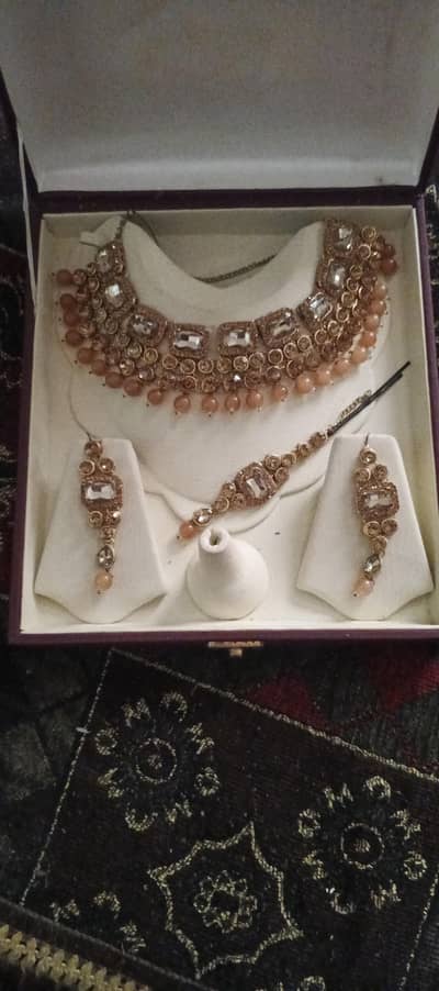 beautiful jewelry set